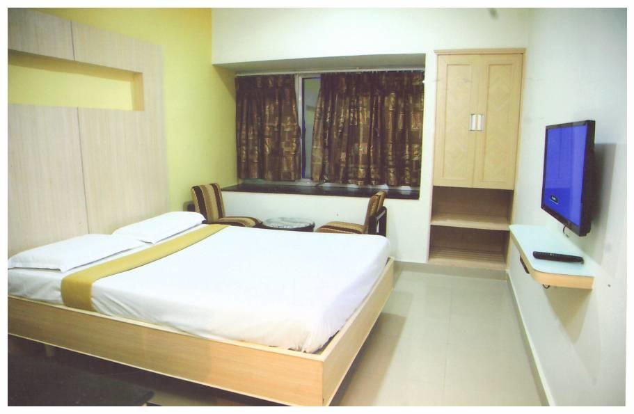 Отель Sri Srinivasa Residency Kadapa Экстерьер фото