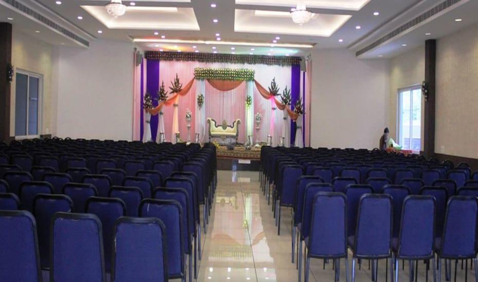 Отель Sri Srinivasa Residency Kadapa Экстерьер фото